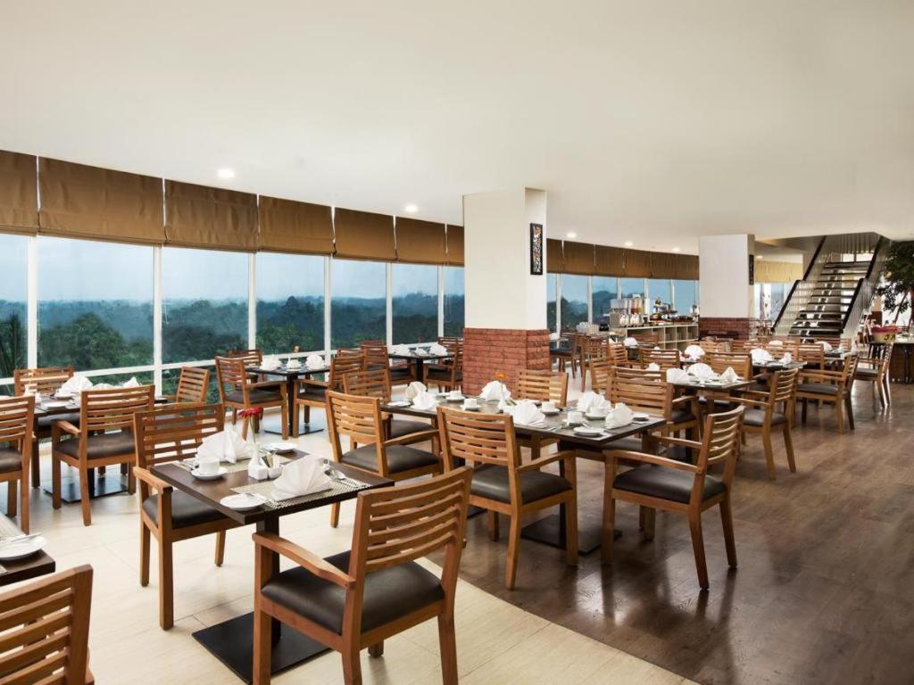 Indoluxe Hotel Jogjakarta Melati Luaran gambar